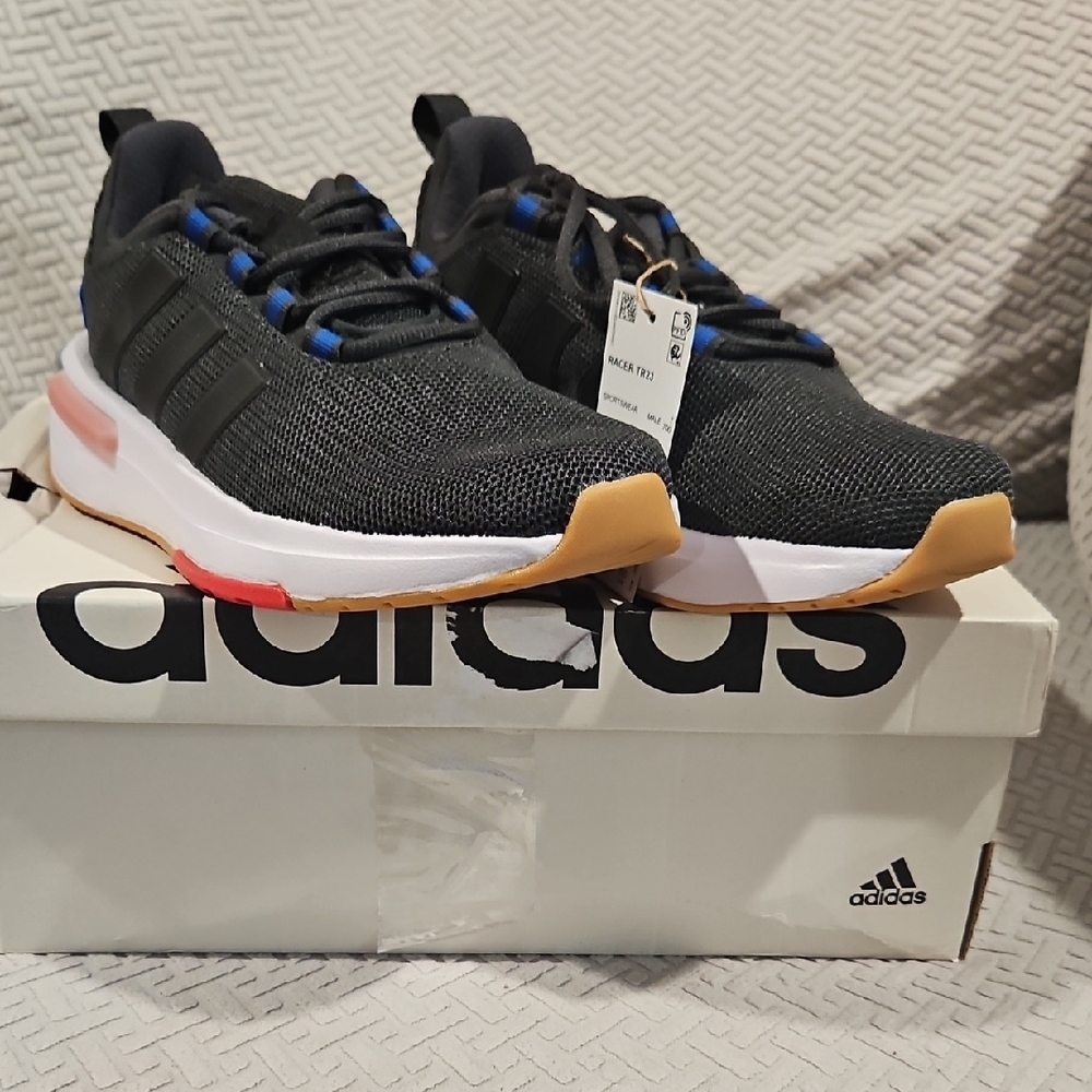 Adidas Racer TR23 Black and Blue Athletic Sneakers Mens 7.5 BRAND NEW